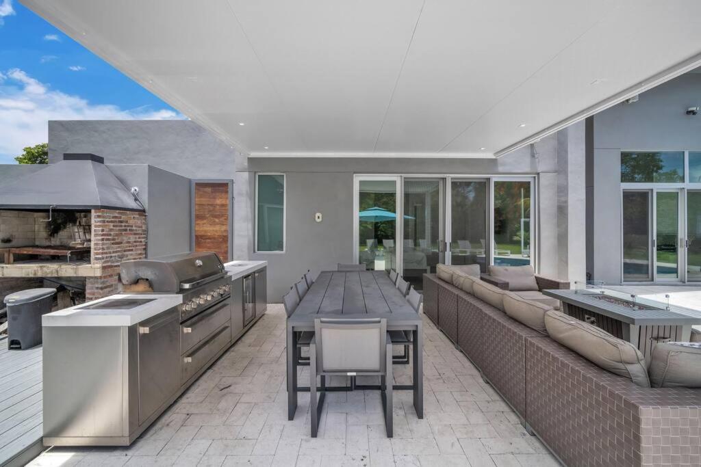 | Ultimate Miami Luxury Vacation Mansion
