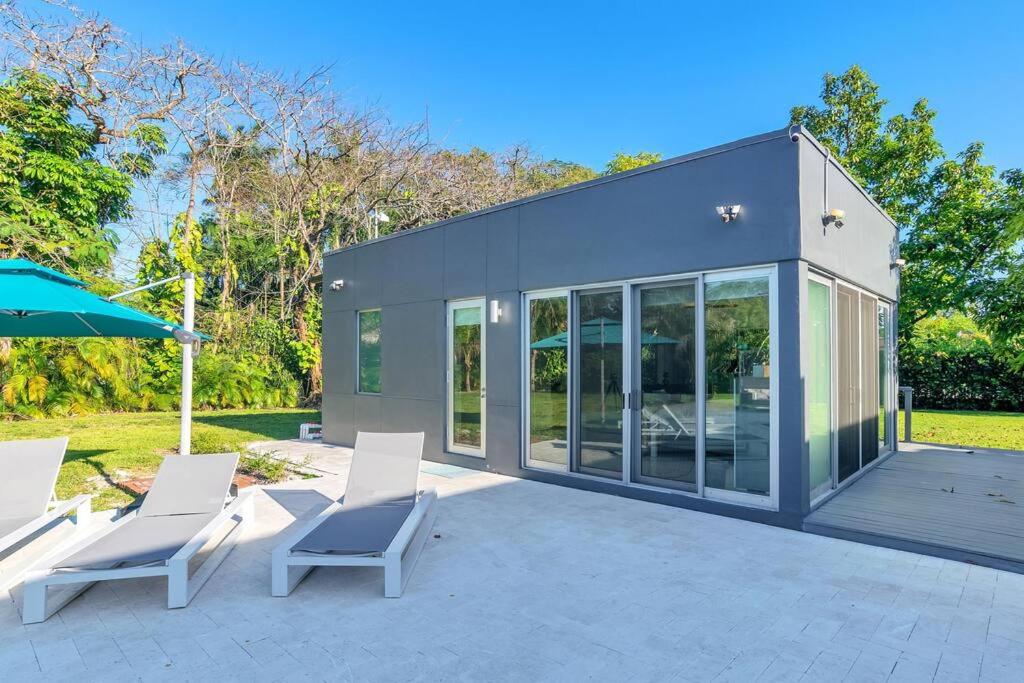| Ultimate Miami Luxury Vacation Mansion