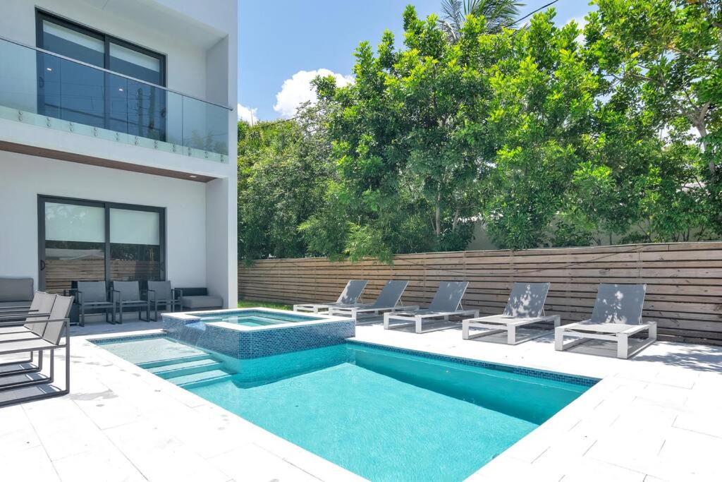 | Modern Utra Luxury House