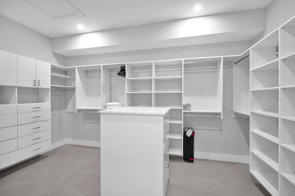 | Modern Utra Luxury House
