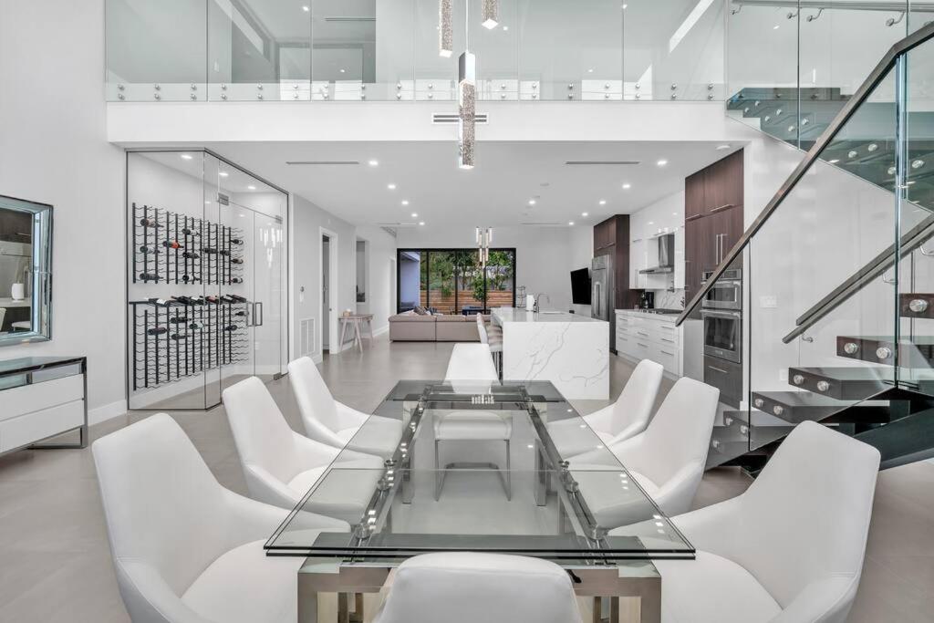 | Modern Utra Luxury House