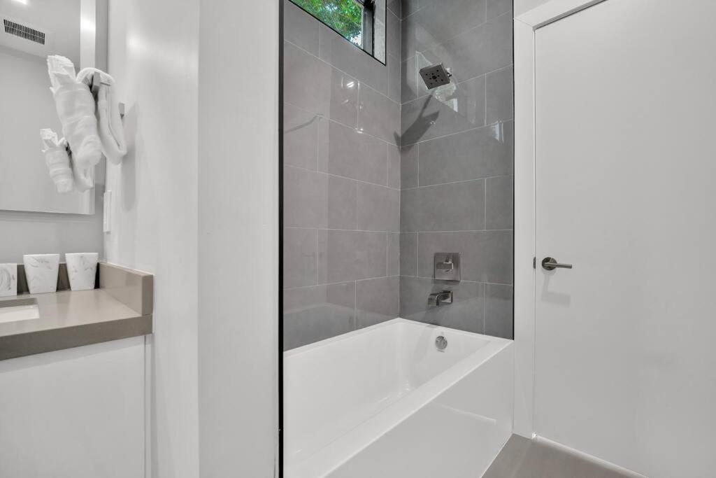 | Modern Utra Luxury House