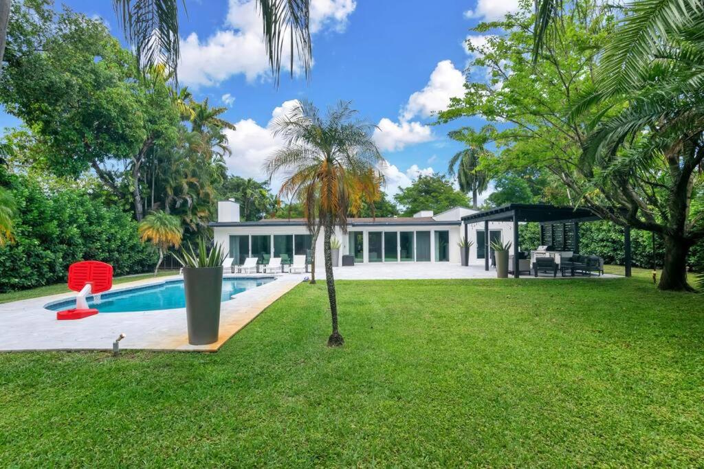  | Majestic Lush Miami Villa