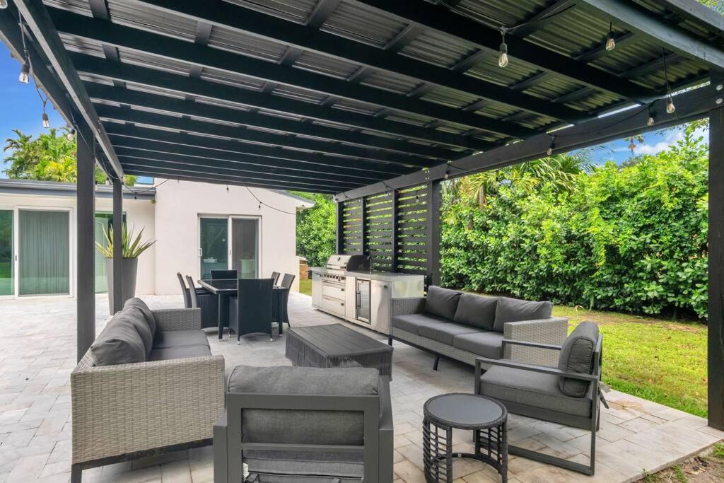 | Majestic Lush Miami Villa