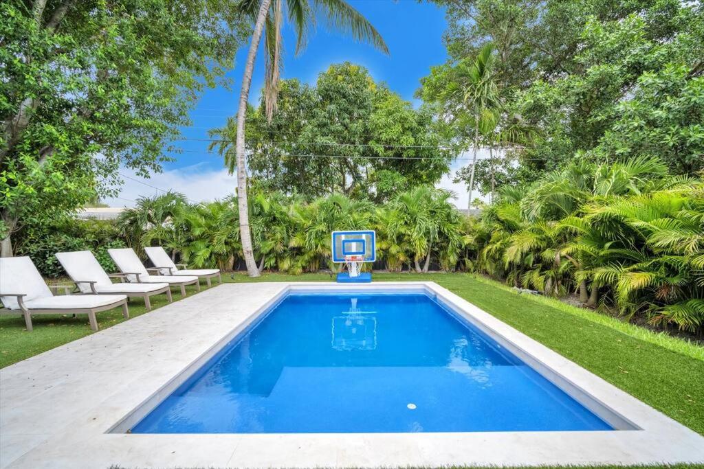 | Breathtaking Miami 5BR/3BA Villa w/ Heated pool!