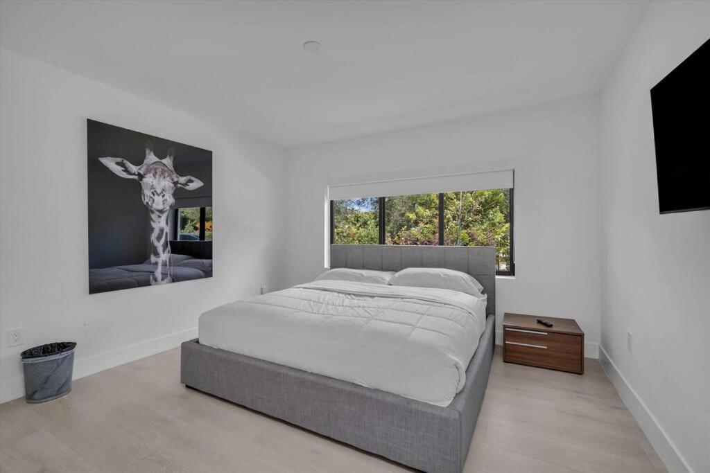| Breathtaking Miami 5BR/3BA Villa w/ Heated pool!
