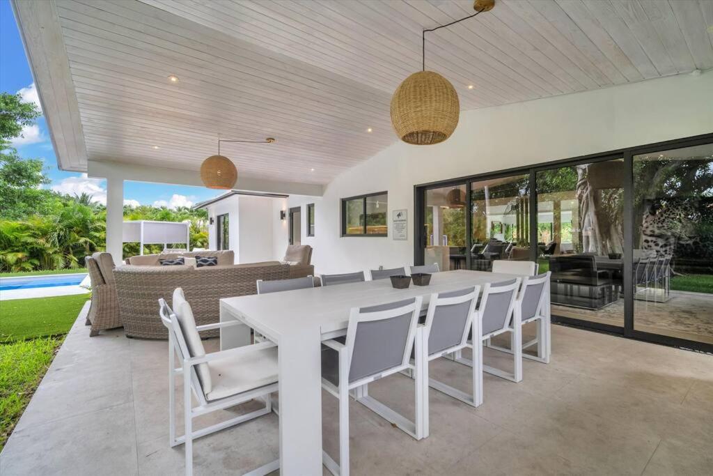 | Breathtaking Miami 5BR/3BA Villa w/ Heated pool!