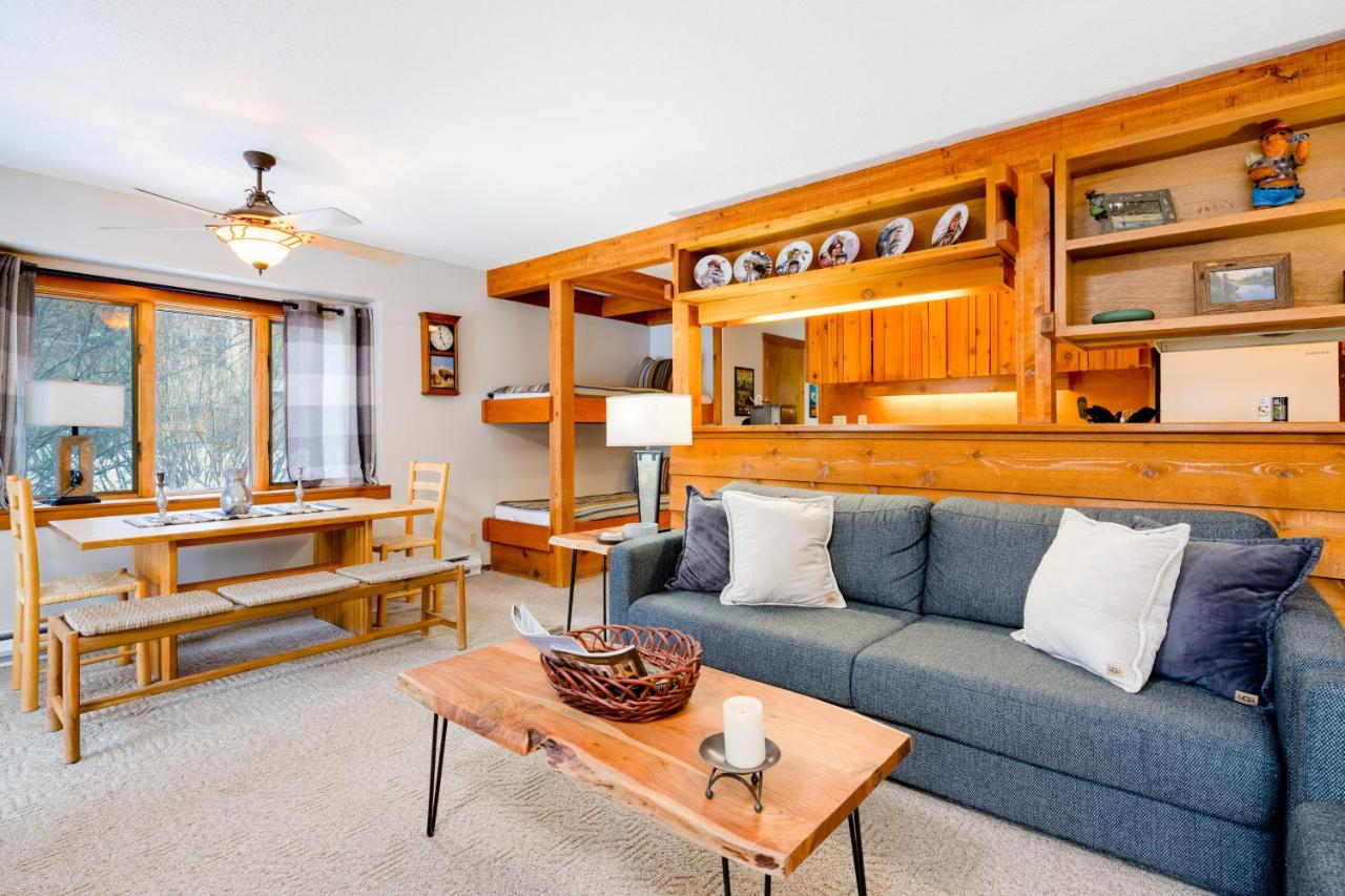 | 3614 Winterberry