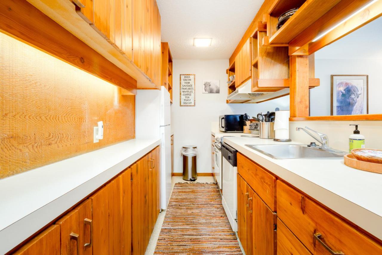 | 3614 Winterberry