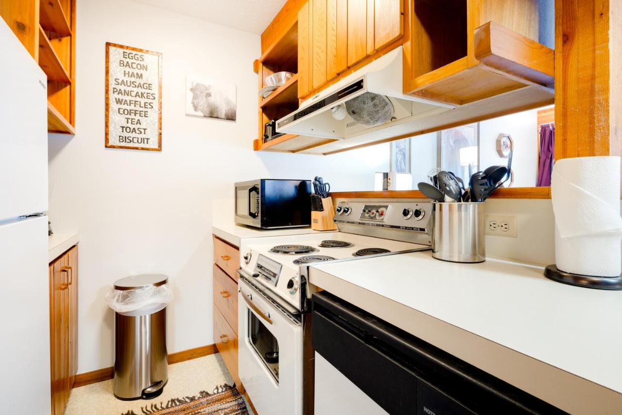 | 3614 Winterberry
