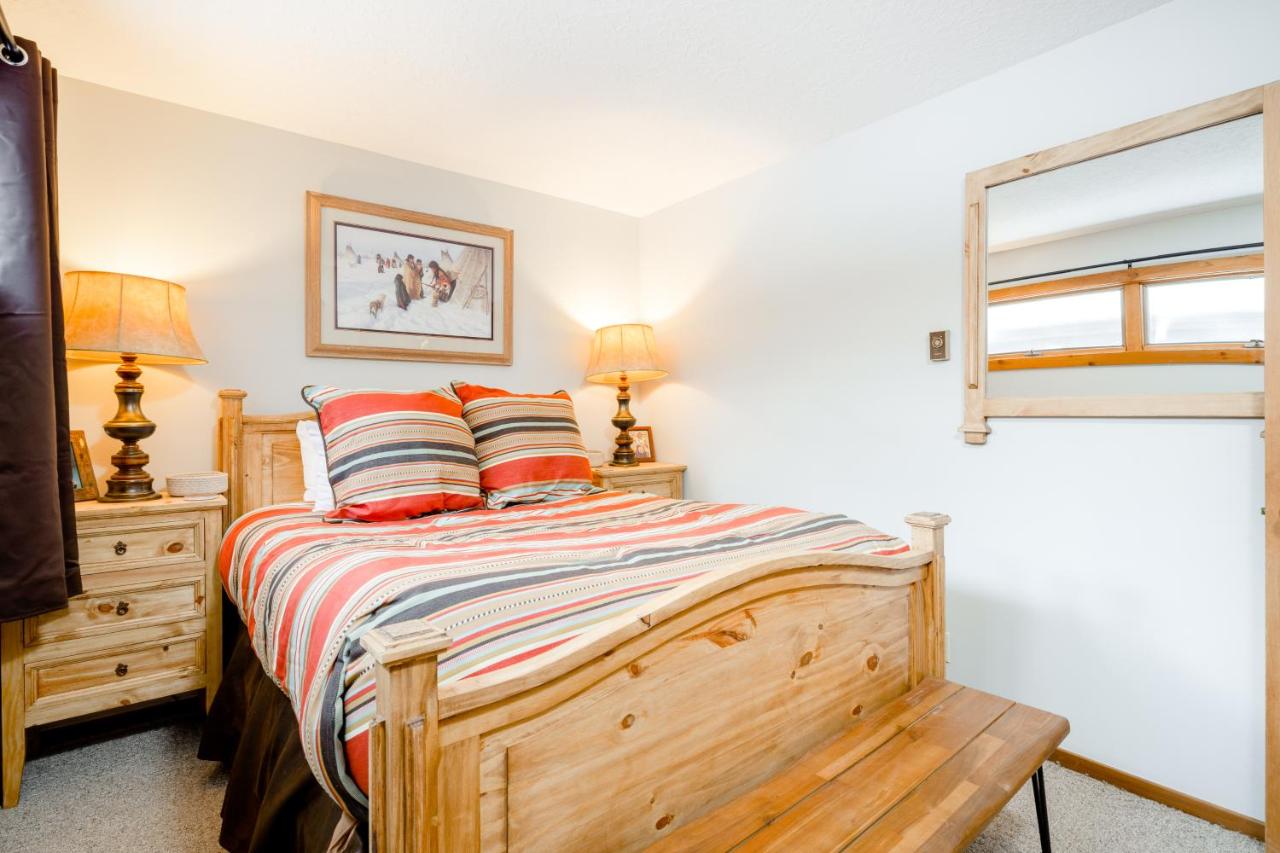 | 3614 Winterberry