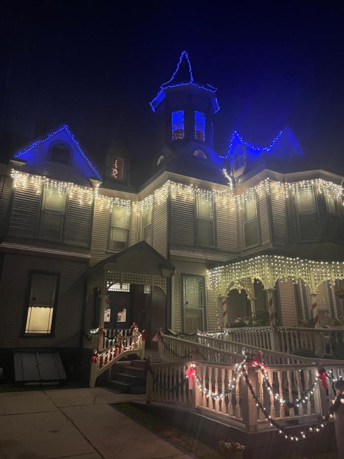  | Grand Gables Inn