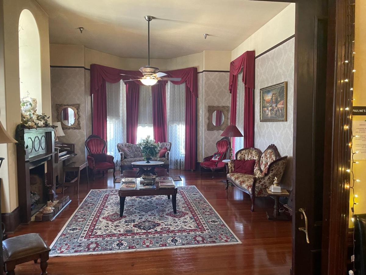  | Grand Gables Inn