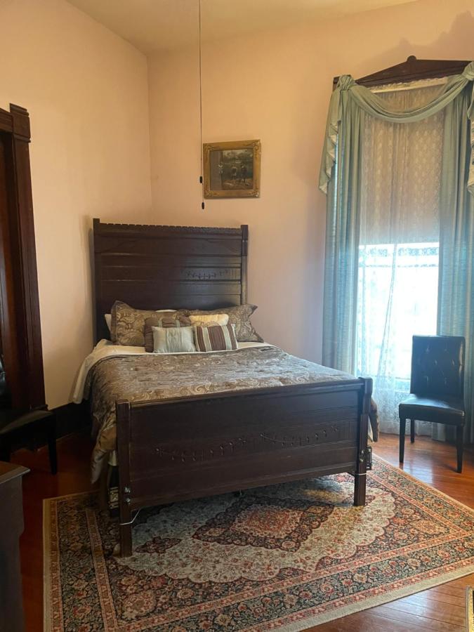  | Grand Gables Inn