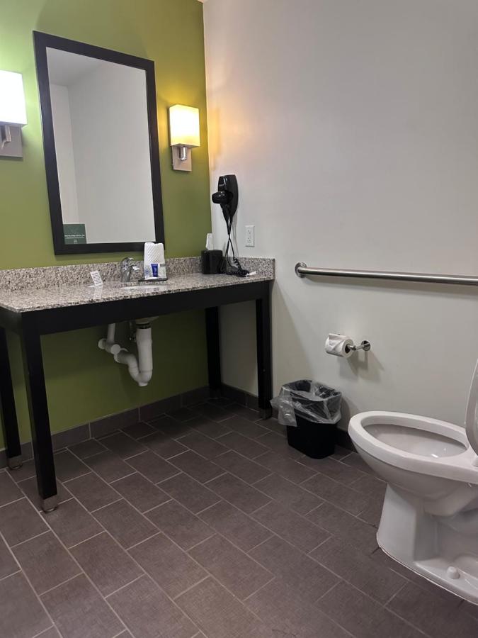 King Room - Accessible/Non-Smoking at Sleep Inn & Suites Gulfport