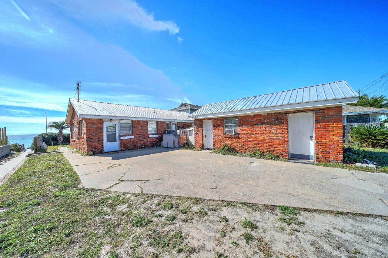  | Lotts of Sun - Beachfront, Pet-friendly, Single family home, Quiet, Gorgeous sunsets from patio!