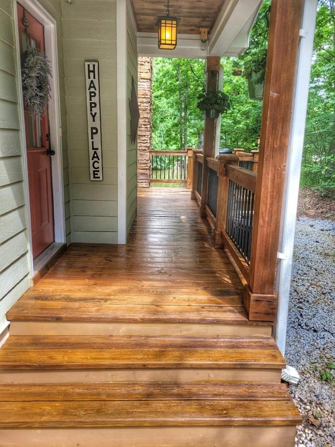 | Spectacular porch, just a few steps from the water