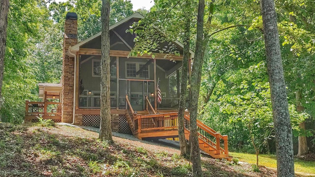 | Spectacular porch, just a few steps from the water
