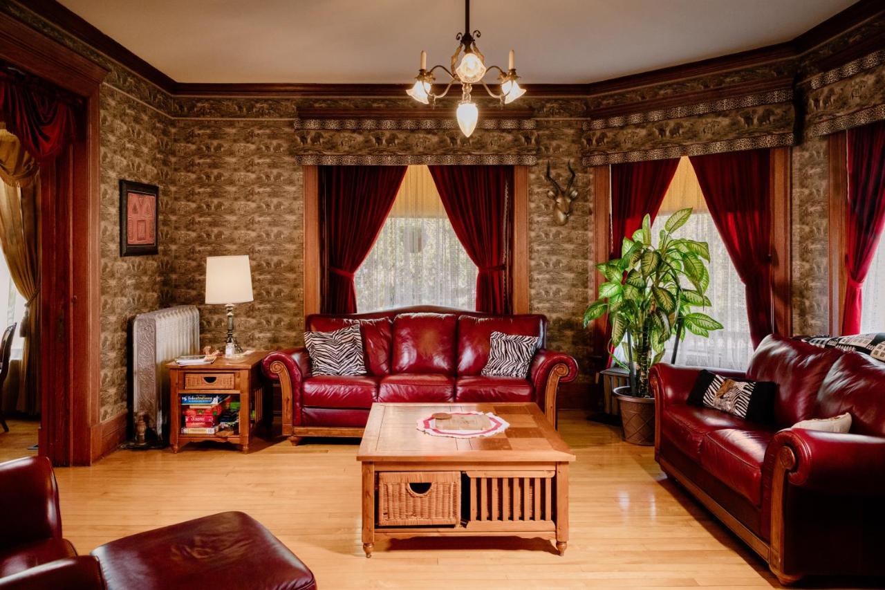 | 1897 Beekman House Bed and Breakfast