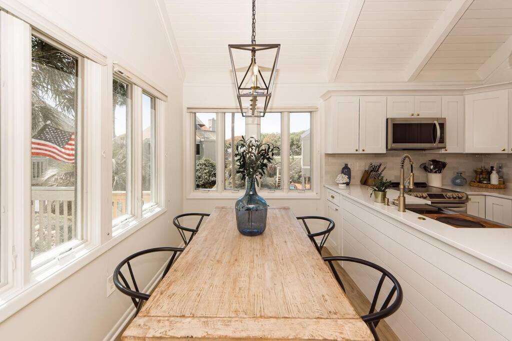 | Renovated Cottage Within Walking Distance to Beach