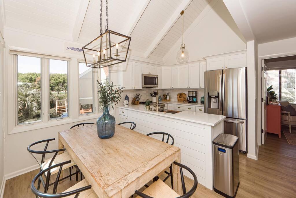 | Renovated Cottage Within Walking Distance to Beach