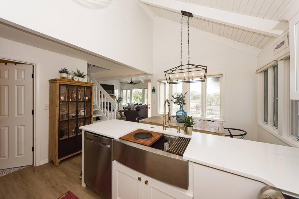 | Renovated Cottage Within Walking Distance to Beach
