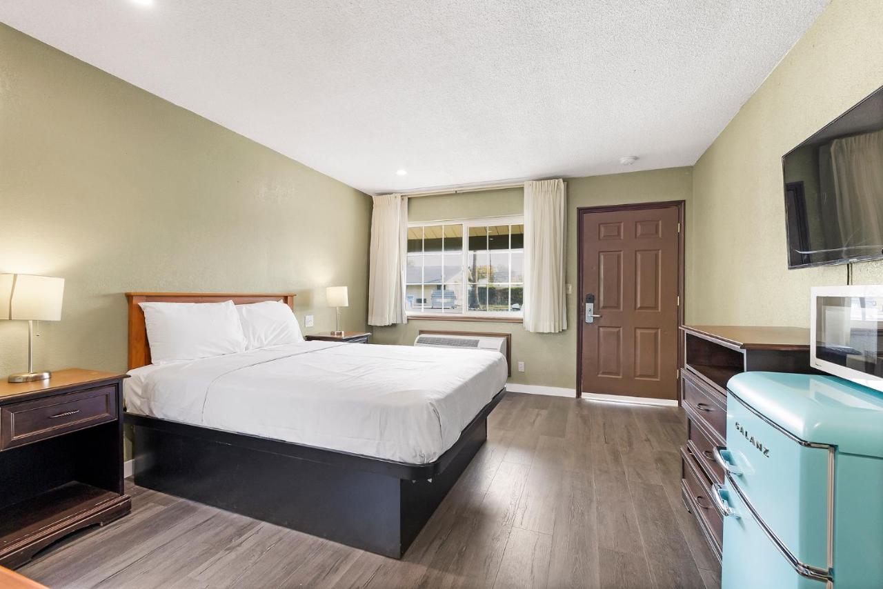| Safari Inn - Chico