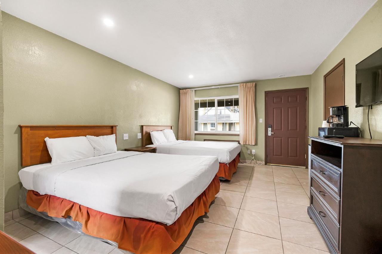 | Safari Inn - Chico