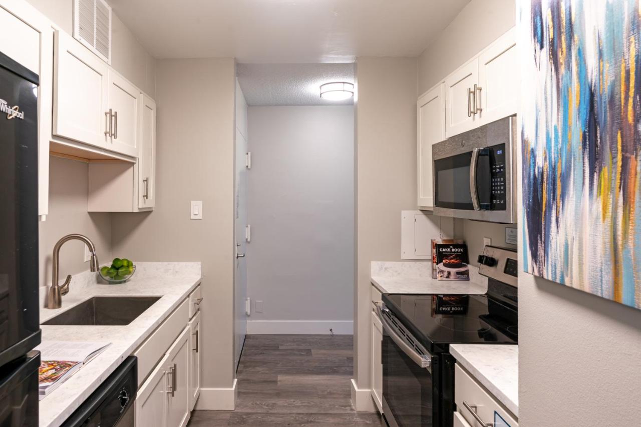  | Luckman Apartments by Barsala