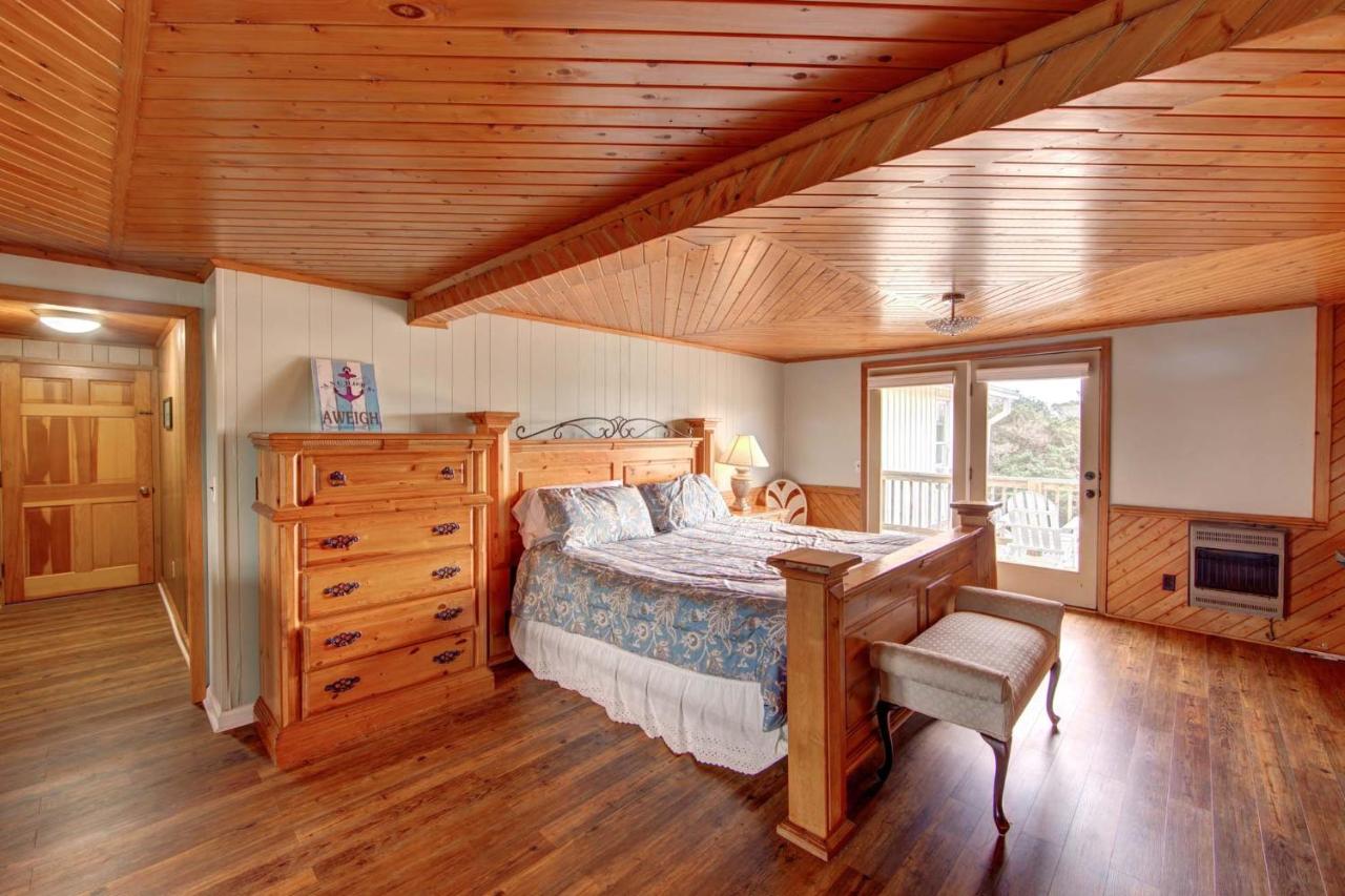 One-Bedroom Apartment at Blackbeard's Lodge