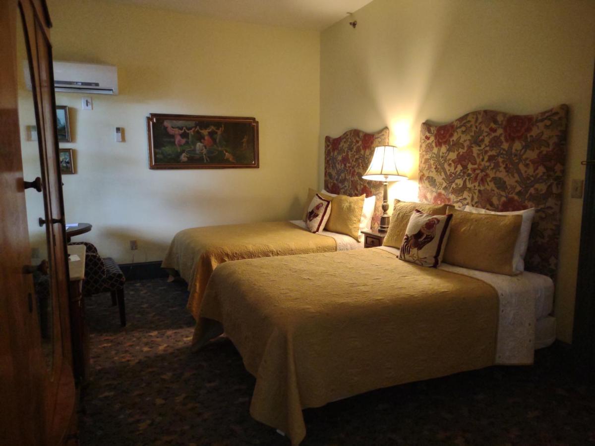 | The Lafayette Inn