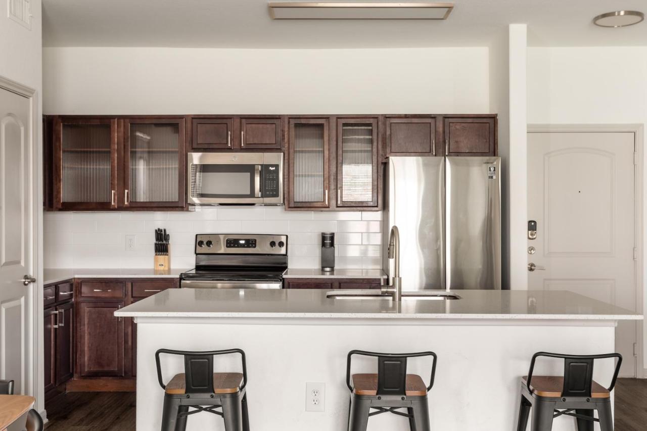 Two-Bedroom Apartment (Self Check-in with Virtual Front Desk) at Kasa Frisco Bridges Dallas