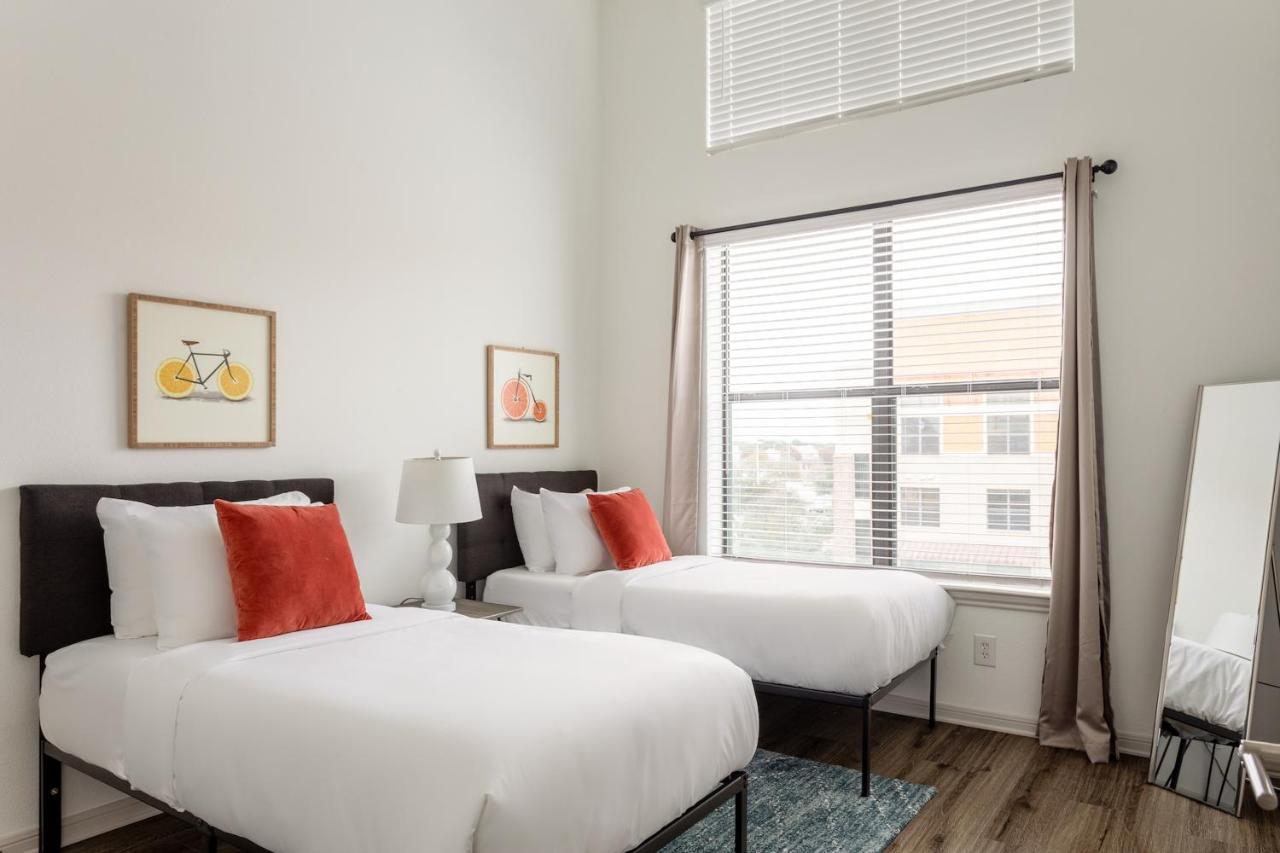 Two-Bedroom Apartment (Self Check-in with Virtual Front Desk) at Kasa Frisco Bridges Dallas
