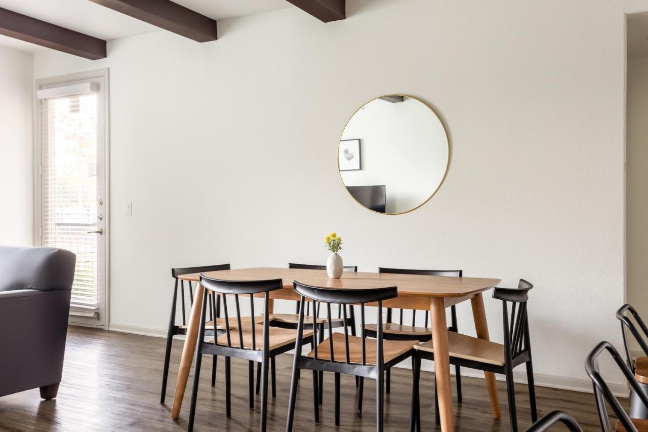 Two-Bedroom Apartment (Self Check-in with Virtual Front Desk) at Kasa Frisco Bridges Dallas