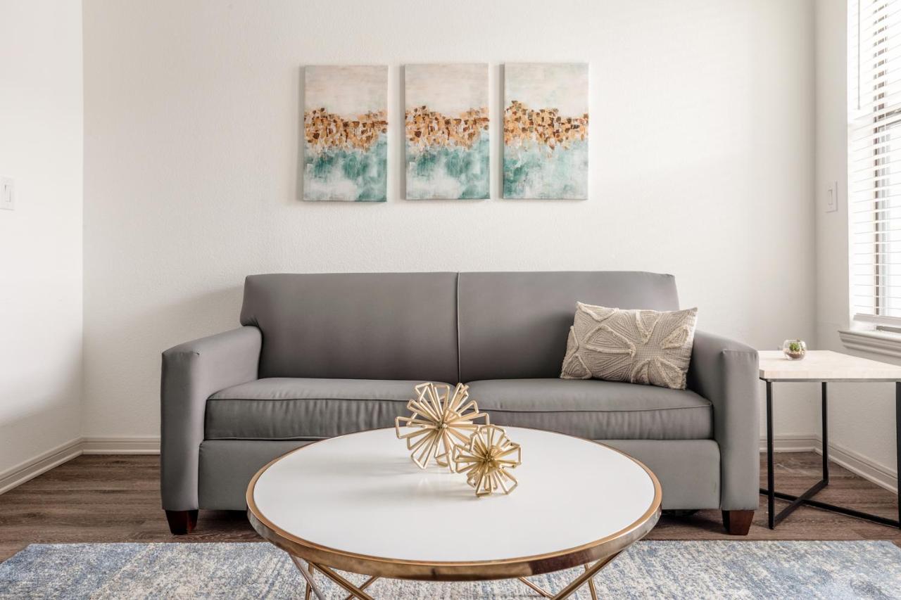 One-Bedroom Apartment (Self Check-in with Virtual Front Desk) at Kasa Frisco Bridges Dallas