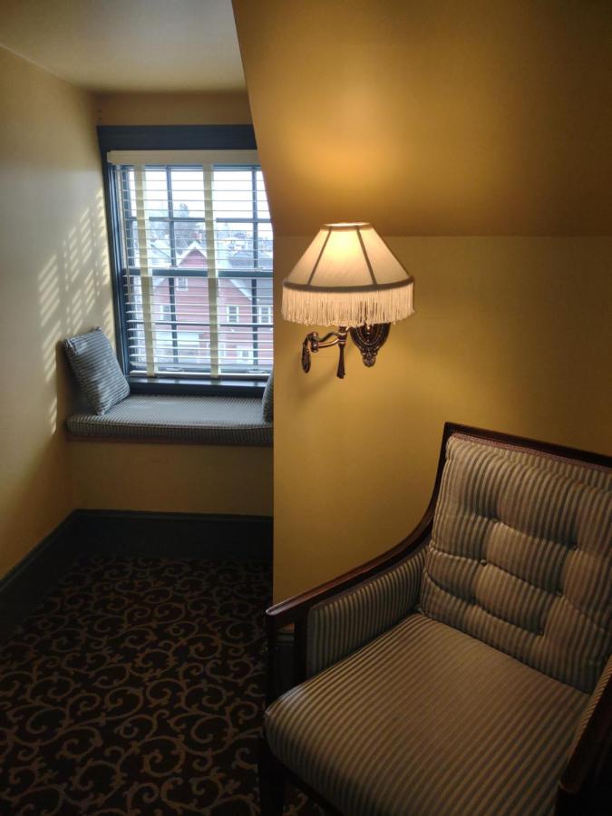 | The Lafayette Inn