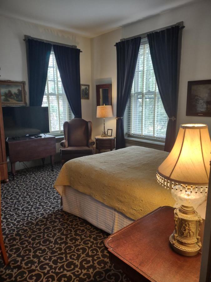 | The Lafayette Inn