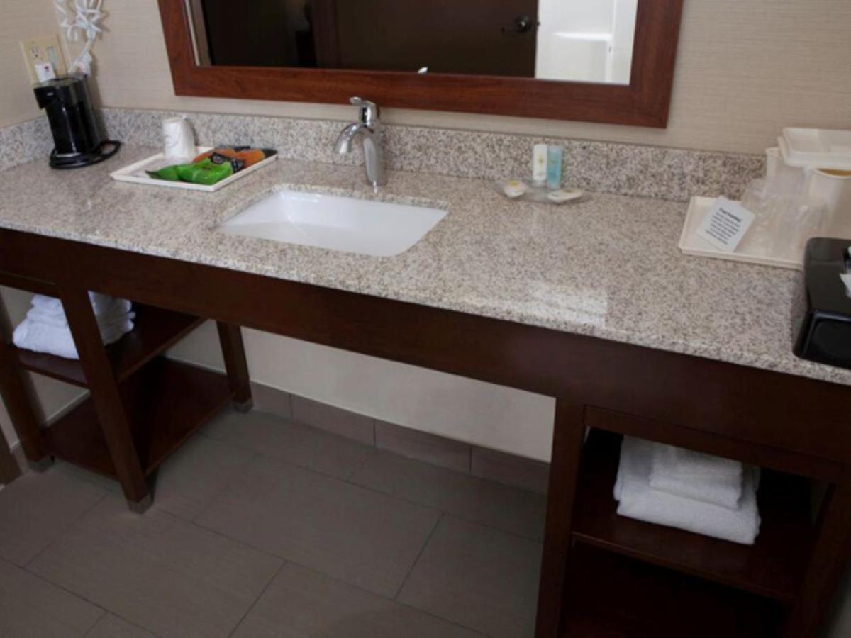 Efficiency King Room - Accessible/Non-Smoking at Comfort Inn Elko
