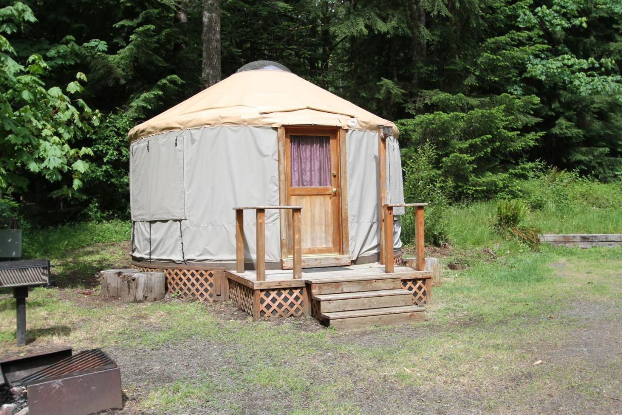 | Mount Hood Village Yurt 1