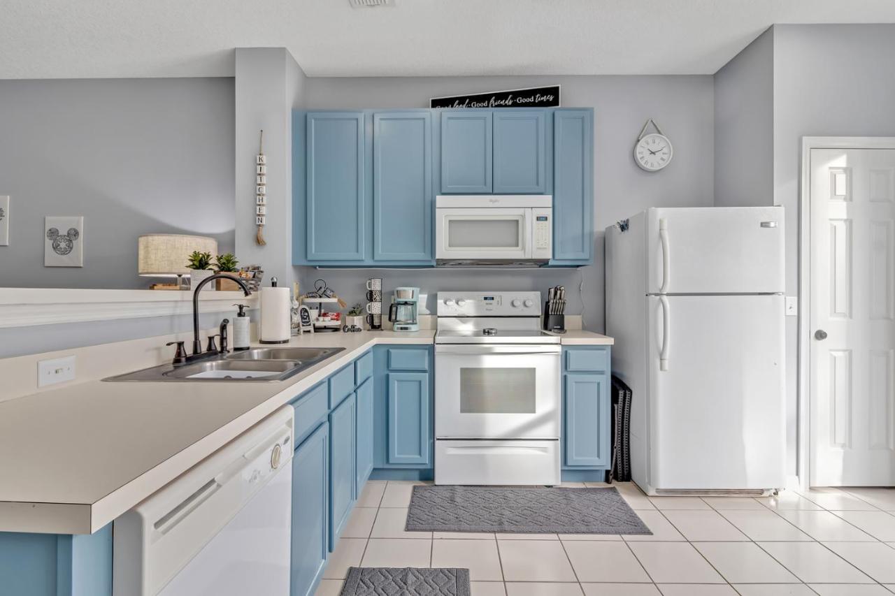 | Ellas Blue House is centrally located