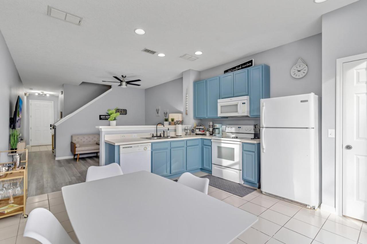 | Ellas Blue House is centrally located