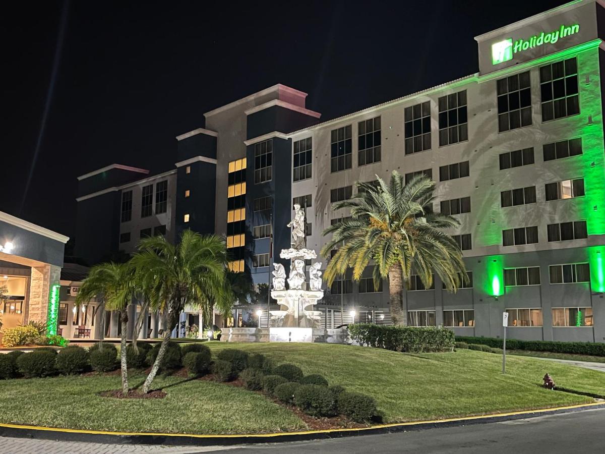  | Holiday Inn Orlando Intl Drive Conv Center, an IHG Hotel