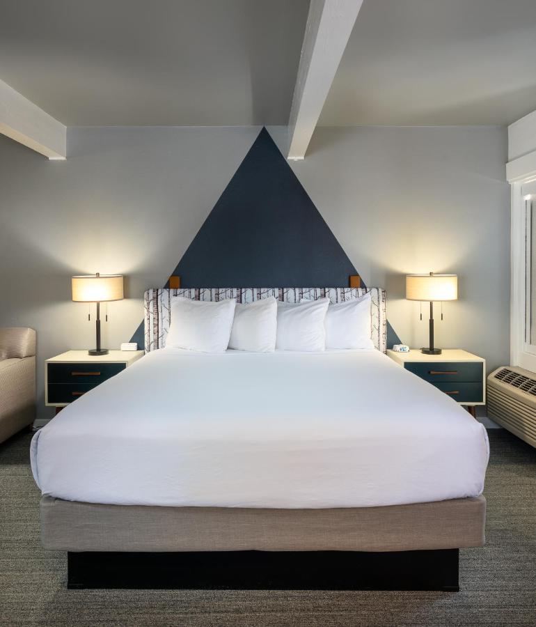 King Room at Tamarack Lodge Sun Valley