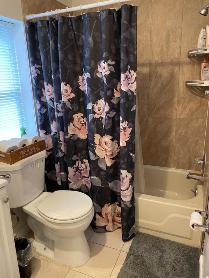 | Downtown Private Rooms - Close to Topgolf, Horseshoe Casino, UM Baltimore