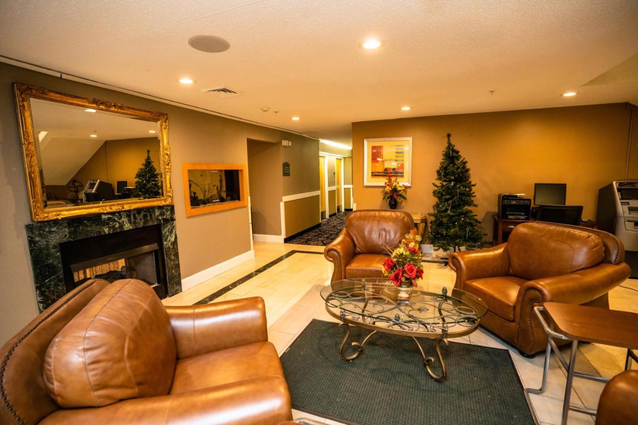 | Econo Lodge