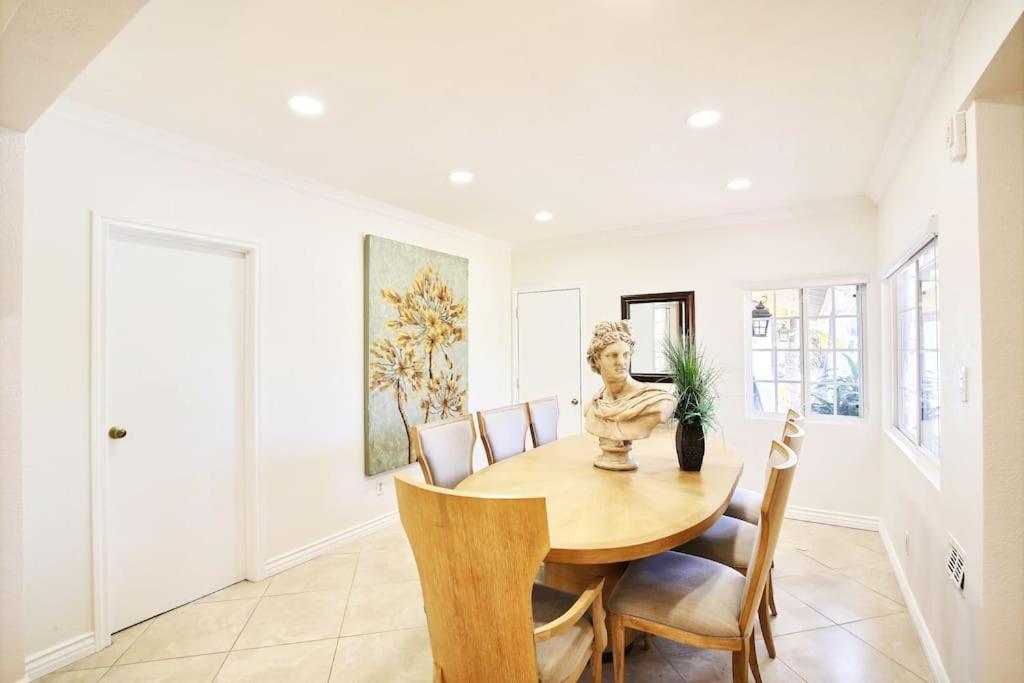 | 5 rooms Villa Near Disneyland, Golf course and Trial to Beach