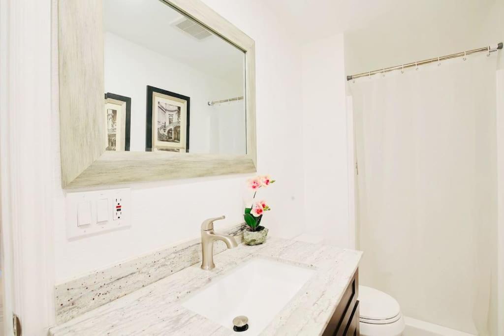 | 5 rooms Villa Near Disneyland, Golf course and Trial to Beach