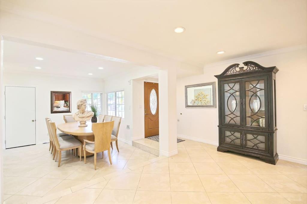 | 5 rooms Villa Near Disneyland, Golf course and Trial to Beach