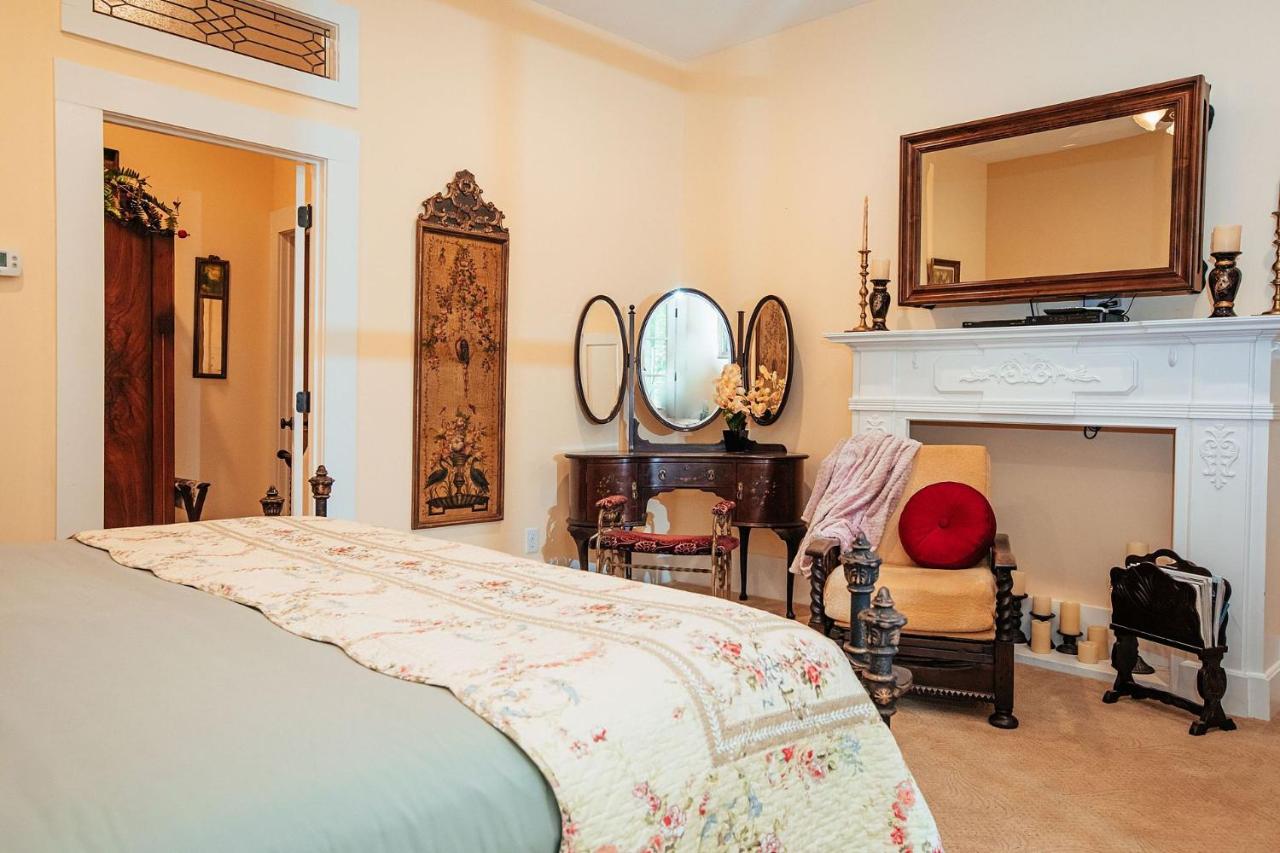 | The Bird & Butterfly Inn