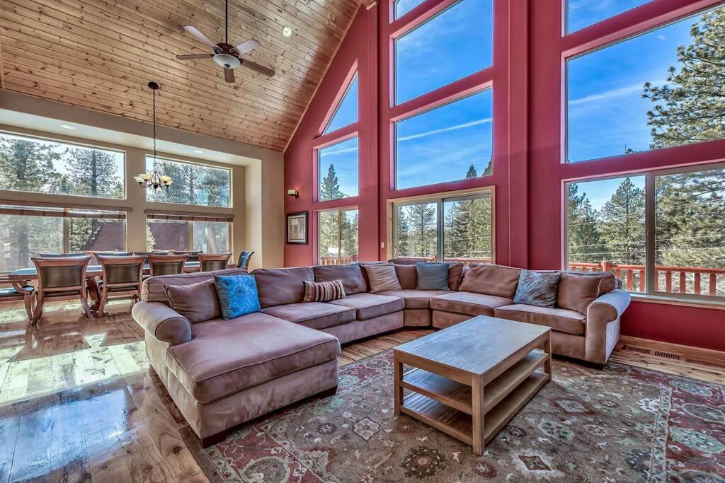 | Heated 5Bd Indoor Pool House,Steam Shower